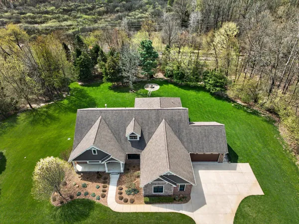 $1,100,000 | 3790 Timber Green Court, Howell, MI 48843