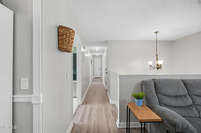 $299,985 | 390 Wallace Pike, Bristol, VA 24202