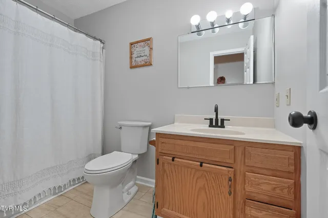 $299,985 | 390 Wallace Pike, Bristol, VA 24202