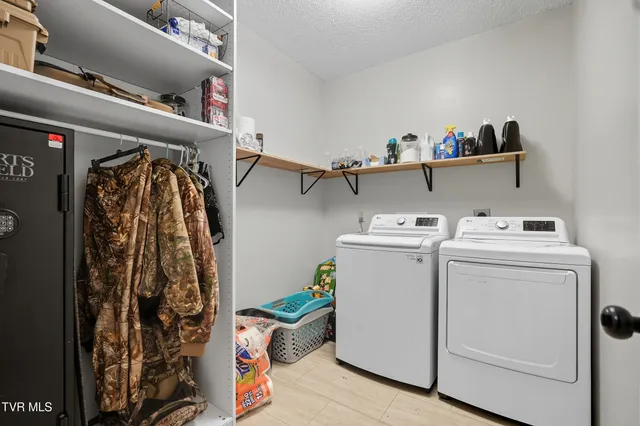 $299,985 | 390 Wallace Pike, Bristol, VA 24202