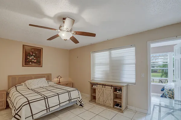 $175,000 | 902 South Drive, Unit C, Delray Beach, FL 33445