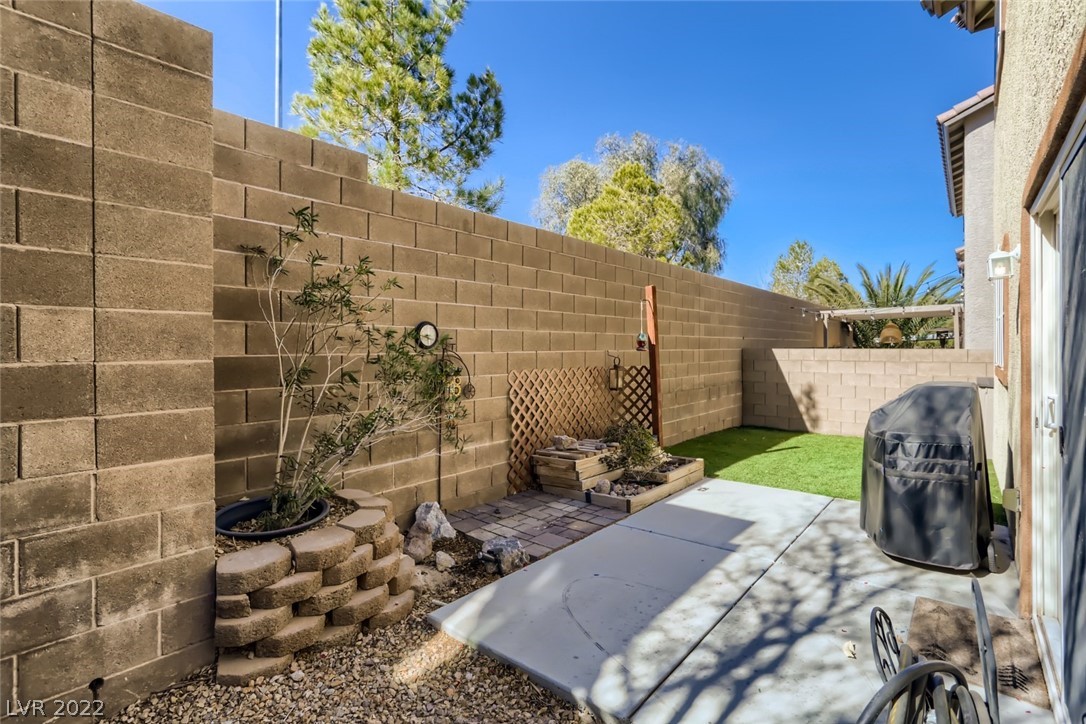 685 Monument Point Street Henderson, NV 89002 - Photo 25 of 27 Gallery Image 25