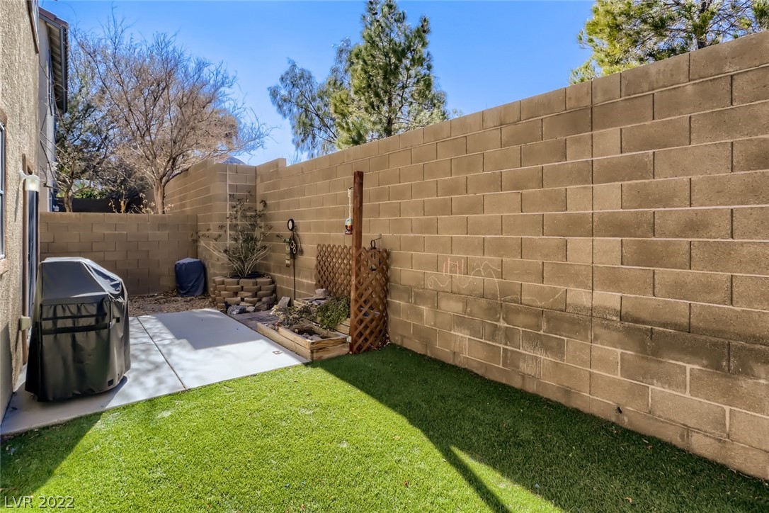 685 Monument Point Street Henderson, NV 89002 - Photo 26 of 27 Gallery Image 26
