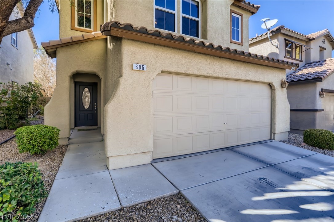 685 Monument Point Street Henderson, NV 89002 - Photo 3 of 27 Gallery Image 3