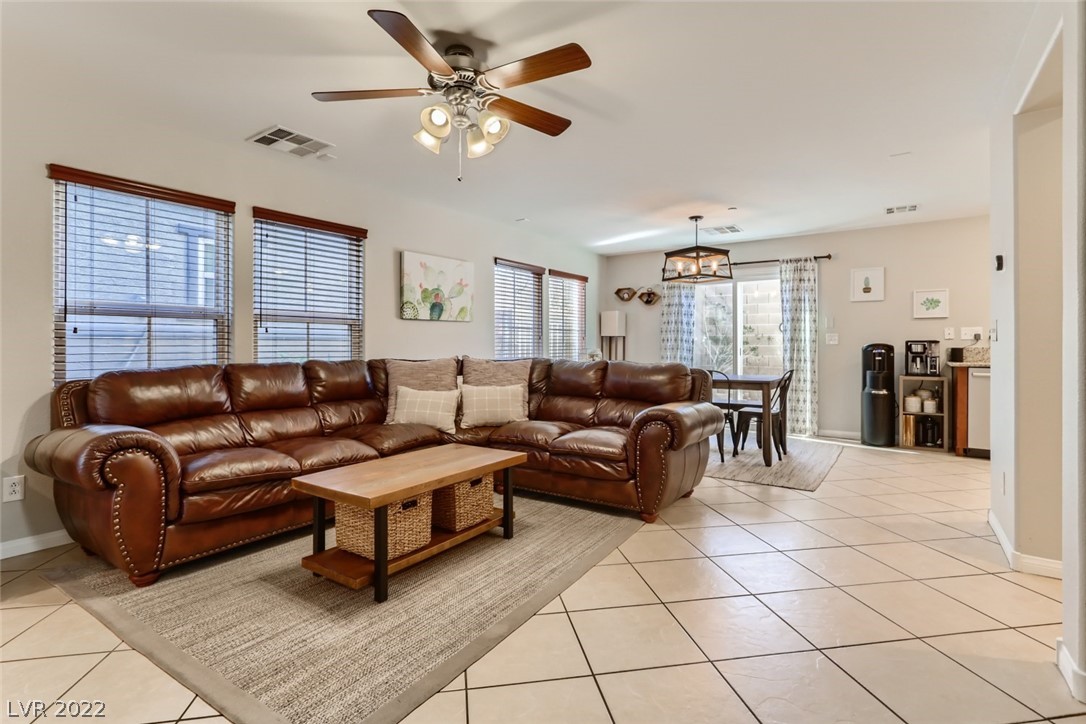 685 Monument Point Street Henderson, NV 89002 - Photo 5 of 27 Gallery Image 5