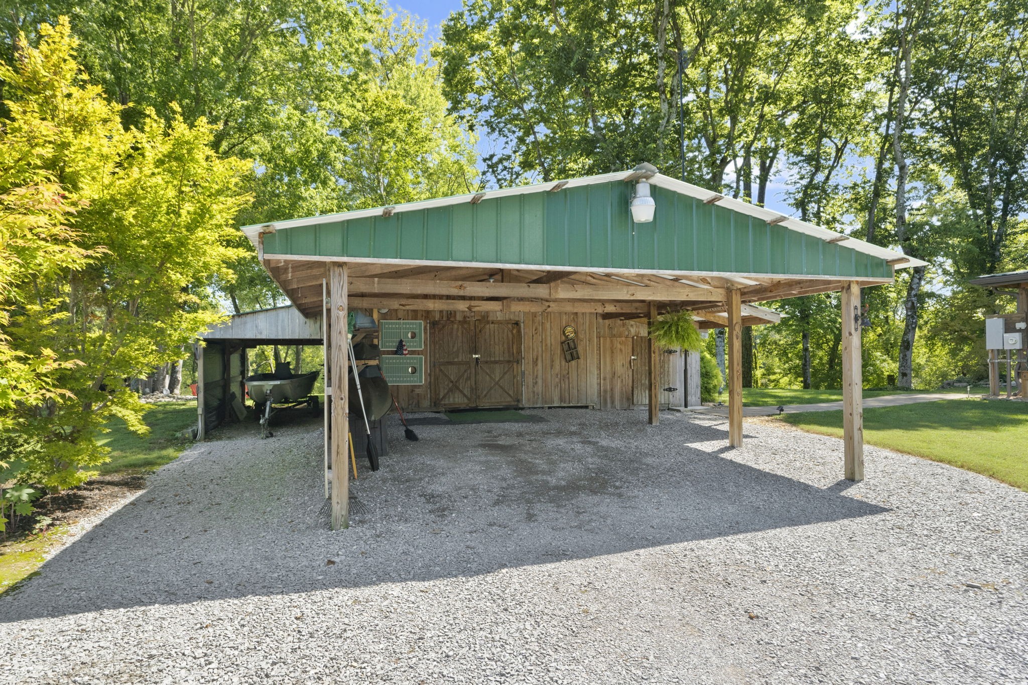 546 Hiwassee Road Lebanon, TN 37087 - Photo 58 of 67 a front view of a house with garden
