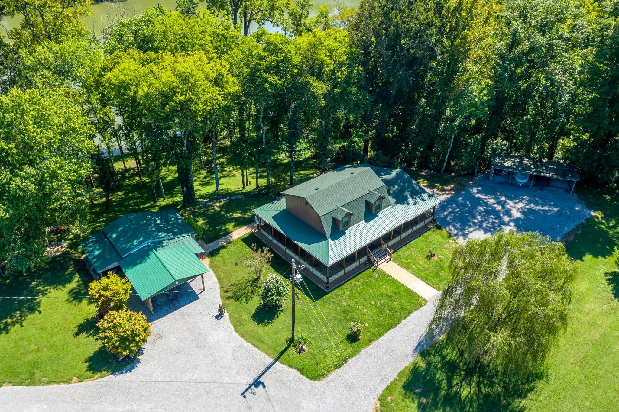 546 Hiwassee Road Lebanon, TN 37087 - Photo 6 of 67 a view of a garden with a patio