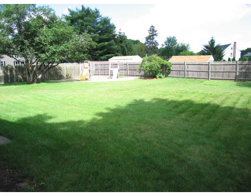 89 Hartwell Road Bedford, MA 01730 - Photo 14 of 14 Gallery Image 14