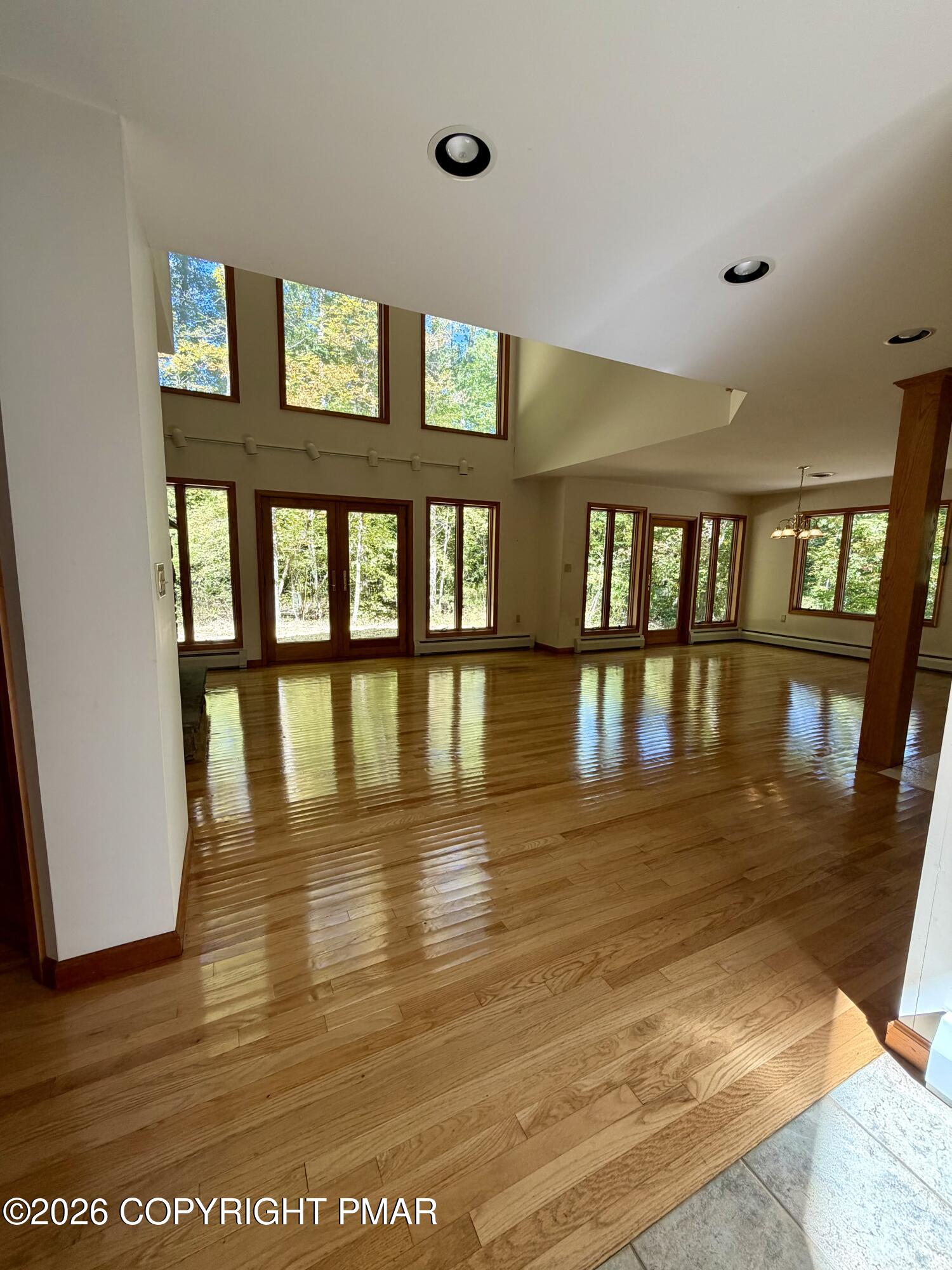 229 Kromer Road Wind Gap, PA 18091 - Photo 7 of 34 4