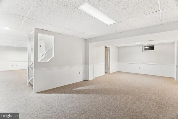 a view of empty room
