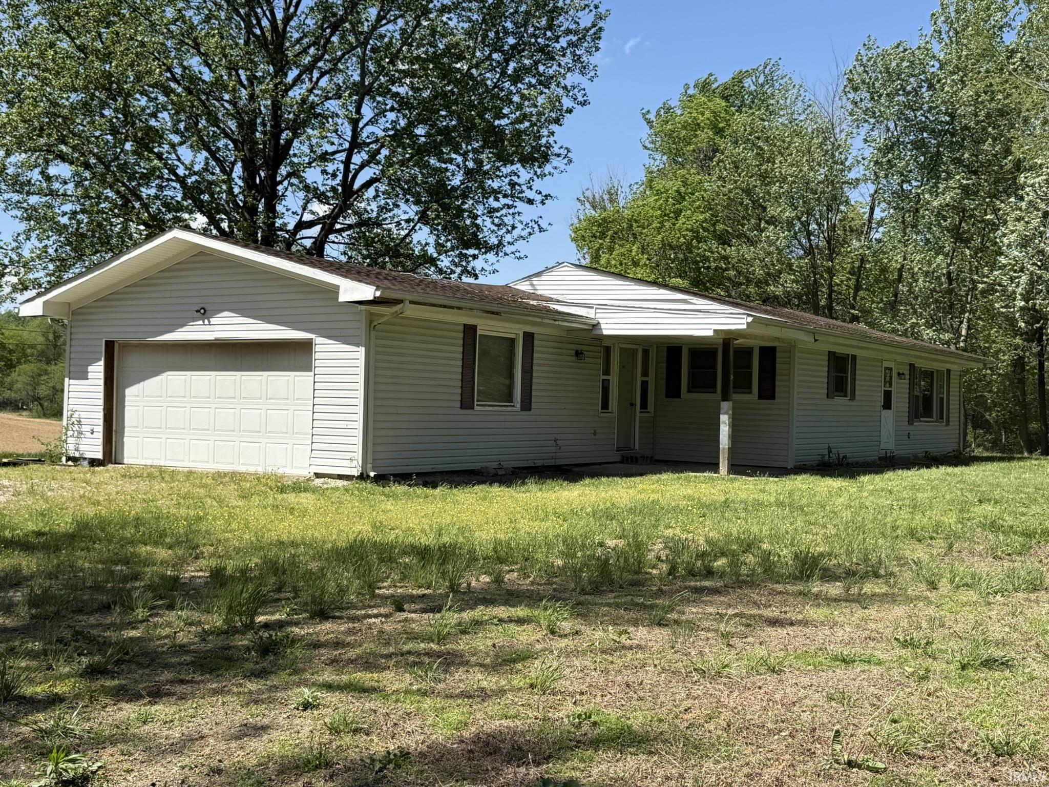422 Old Plank Road Boonville, IN 47601 - Photo 3 of 18