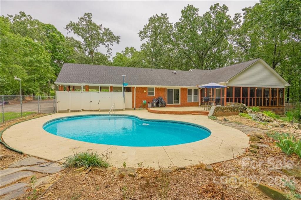 5112 Dudley Road Monroe, NC 28112 - Photo 8 of 39