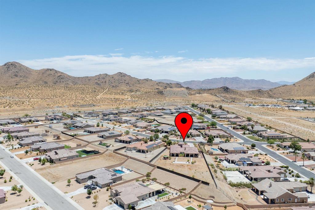 19506 Arcata Road Apple Valley, CA 92307 - Photo 27 of 34 Expansive lot offering abundant outdoor space and endless possibilities.