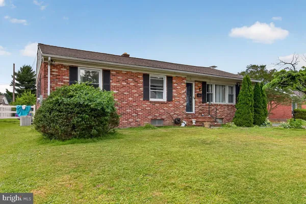 $350,000 | 142 Casimir Drive, New Castle, DE 19720