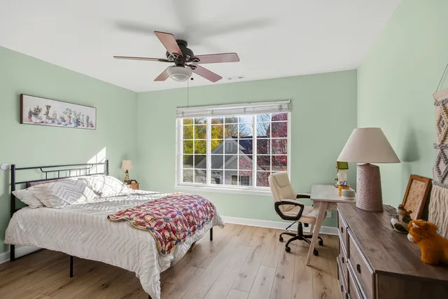 $289,990 | 1436 New Haven Drive, Cary, IL 60013