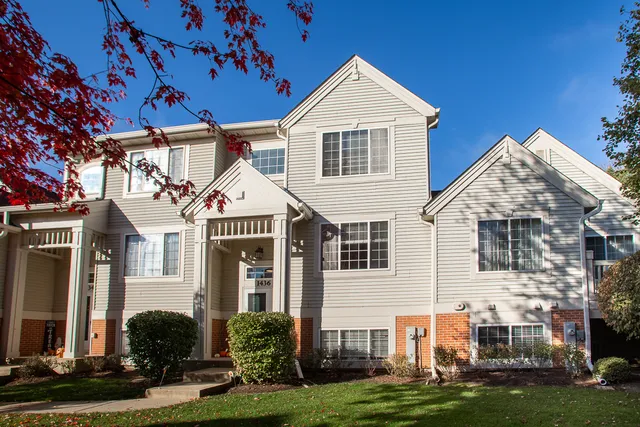 $289,990 | 1436 New Haven Drive, Cary, IL 60013