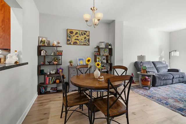 $289,990 | 1436 New Haven Drive, Cary, IL 60013