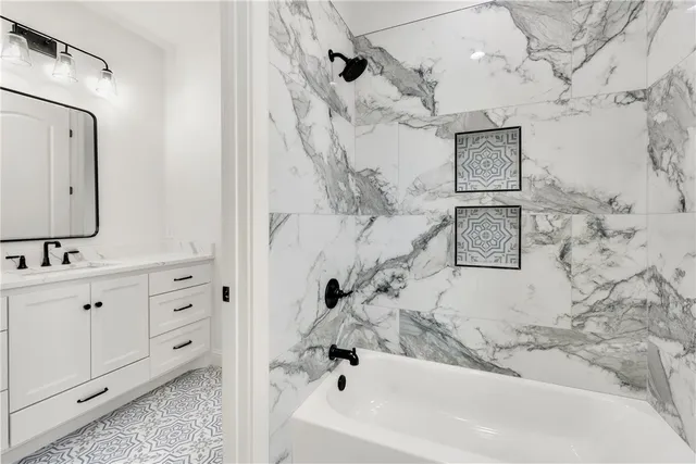 $820,500 | 5683 Mill Water Court, Bryan, TX 77808