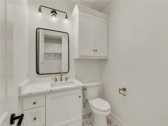 $820,500 | 5683 Mill Water Court, Bryan, TX 77808