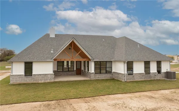 $799,999 | 5683 Mill Water Court, Bryan, TX 77808