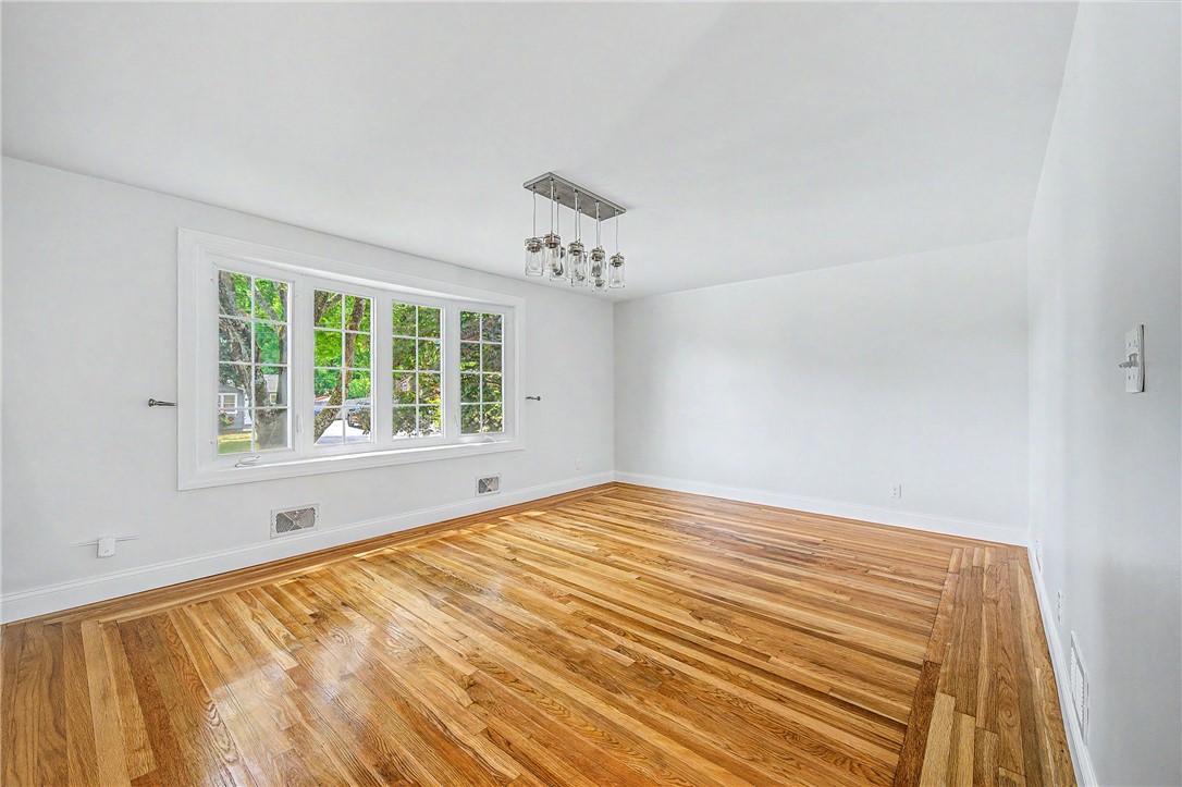 117 Larchmont Road Warwick, RI 02886 - Photo 38 of 44