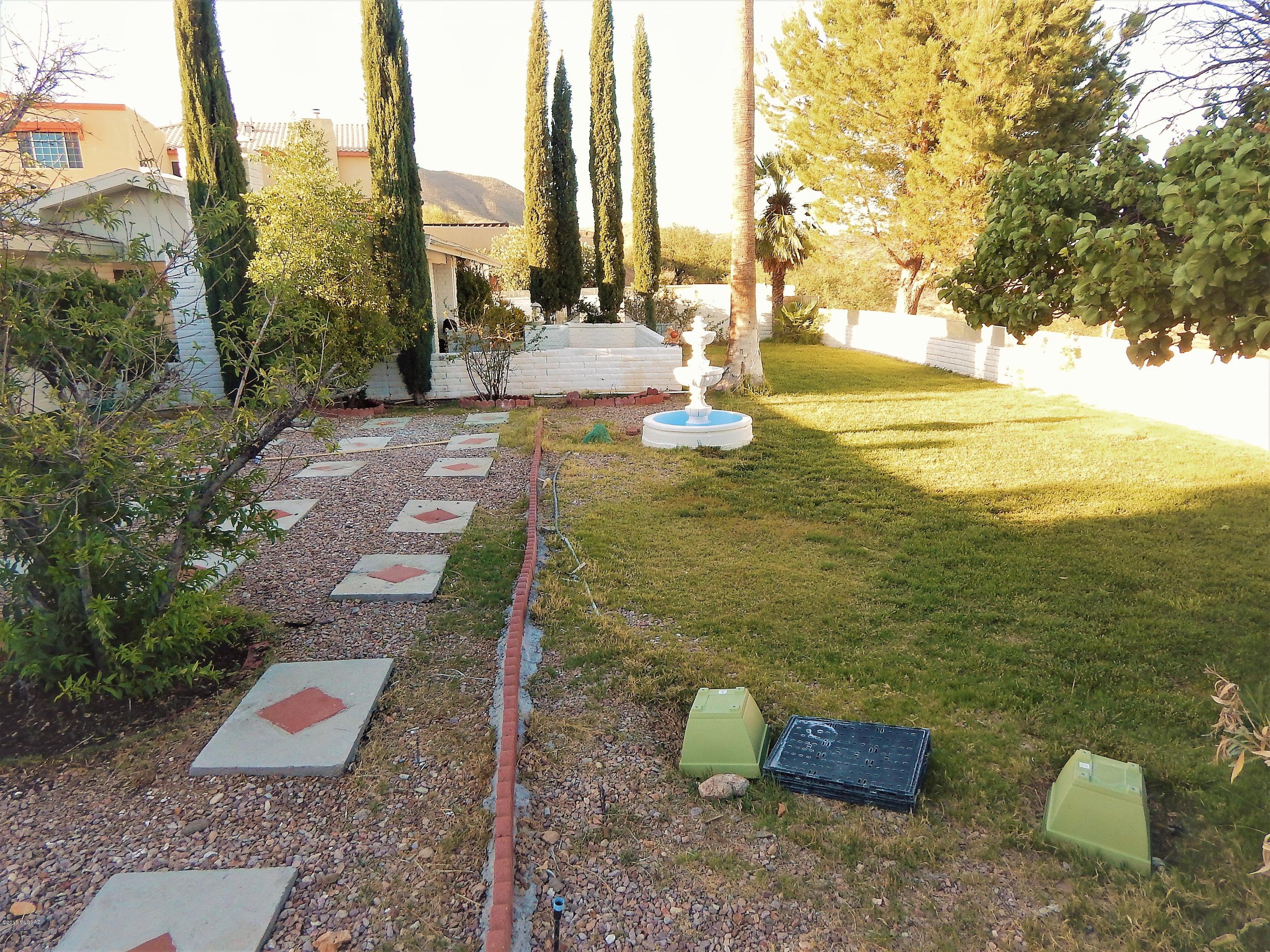 1252 Circulo Aguilar Rio Rico, AZ 85648 - Photo 21 of 24 Gallery Image 21