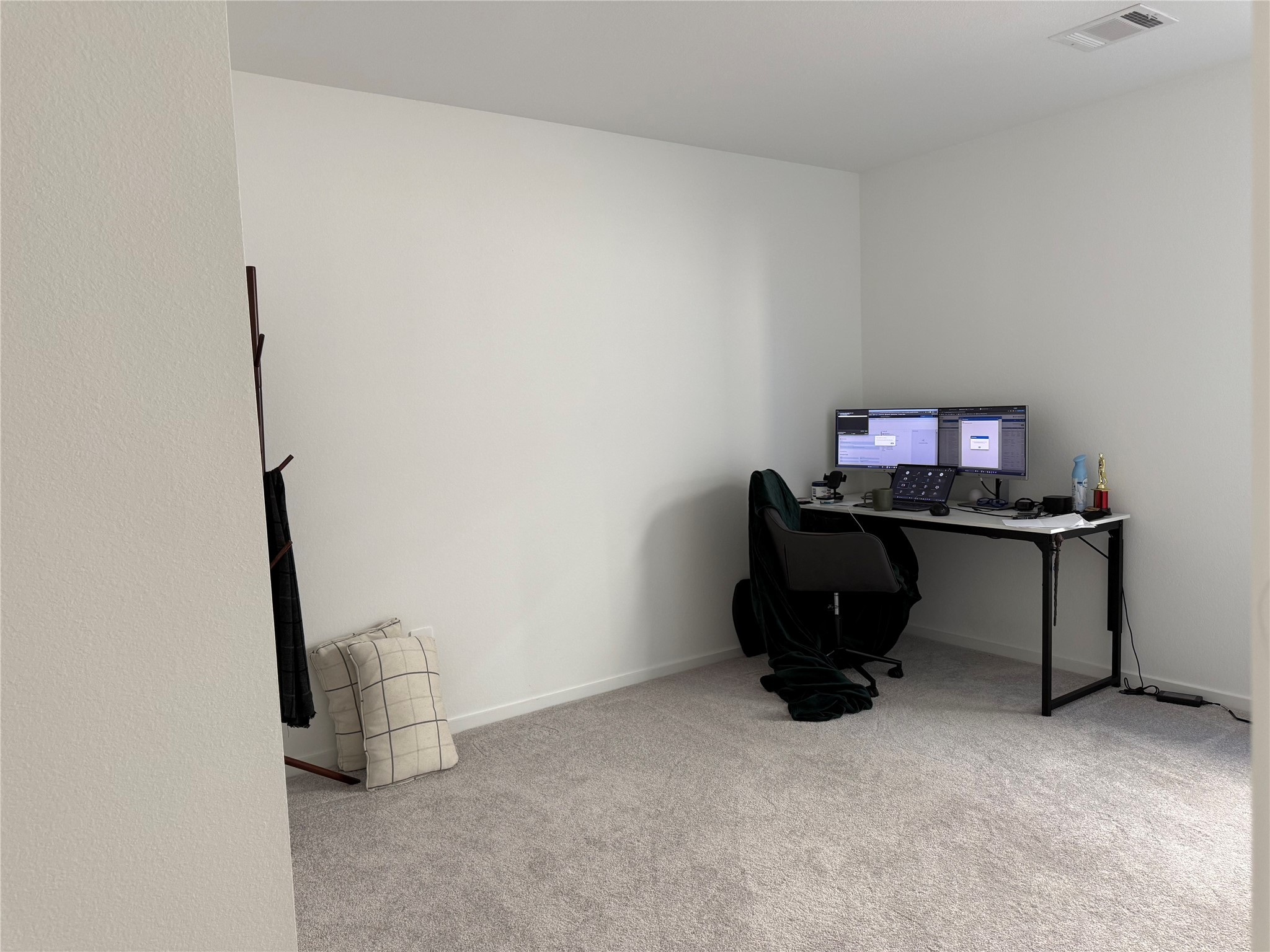 16722 Largetooth Aspen Lane New Caney, TX 77357 - Photo 29 of 37 a view of workspace with windows