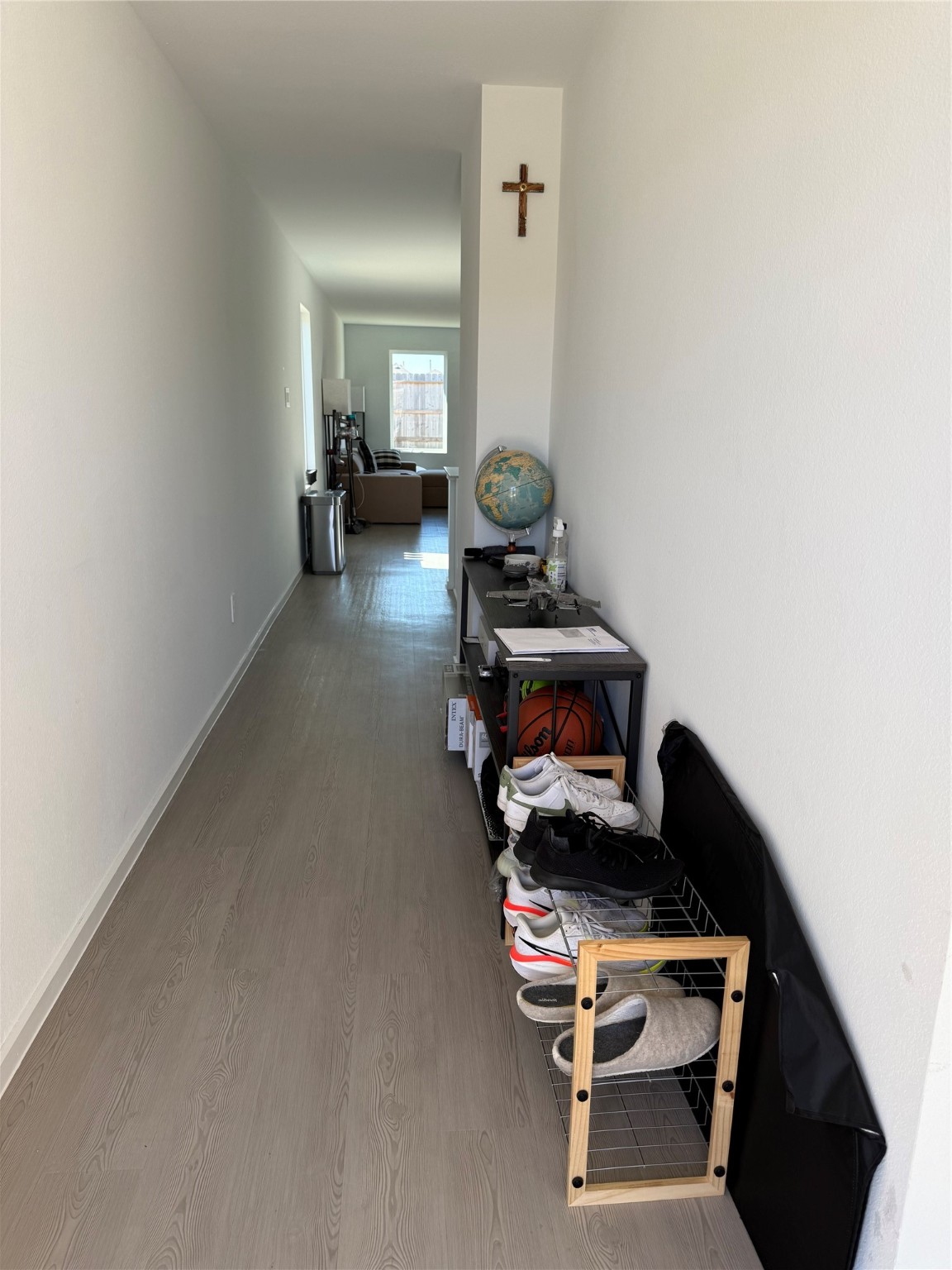 16722 Largetooth Aspen Lane New Caney, TX 77357 - Photo 4 of 37 a room with furniture