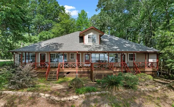 $550,000 | 140 Eastwood Drive, Milam, TX 75959