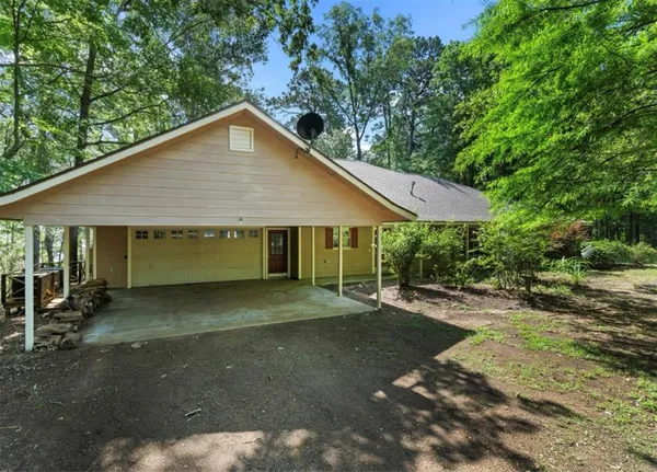 $550,000 | 140 Eastwood Drive, Milam, TX 75959