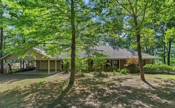 $550,000 | 140 Eastwood Drive, Milam, TX 75959