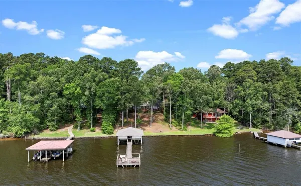 $550,000 | 140 Eastwood Drive, Milam, TX 75959