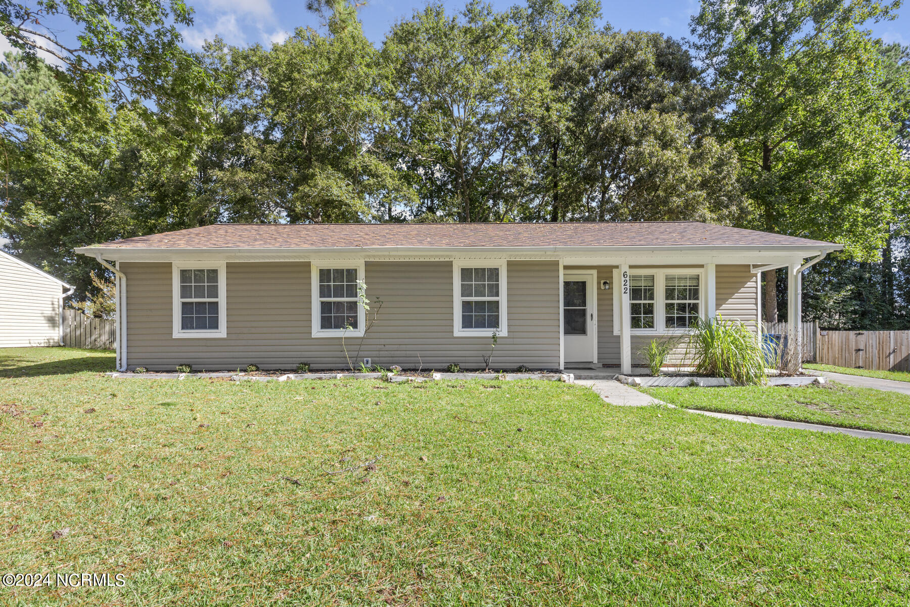 622 Shadowridge Road Jacksonville, NC 28546 - Photo 1 of 34 shadowridge-2
