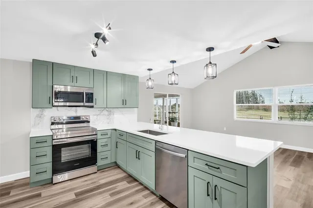 $3,000 | 4001 Topsail Trail, New Port Richey, FL 34652