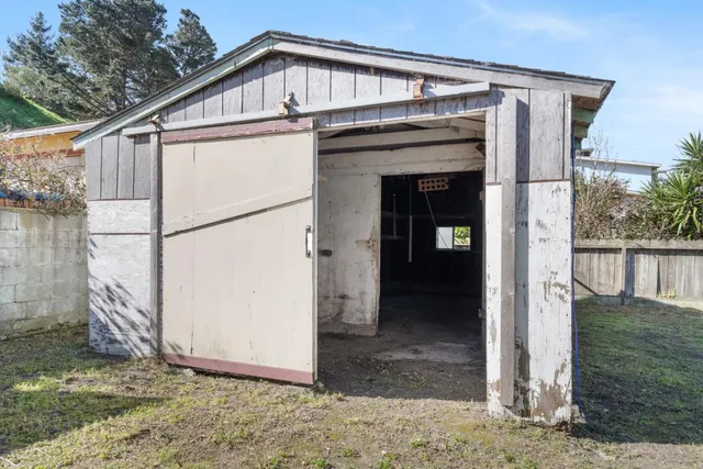 $898,888 | 212 Winona Avenue, Pacifica, CA 94044