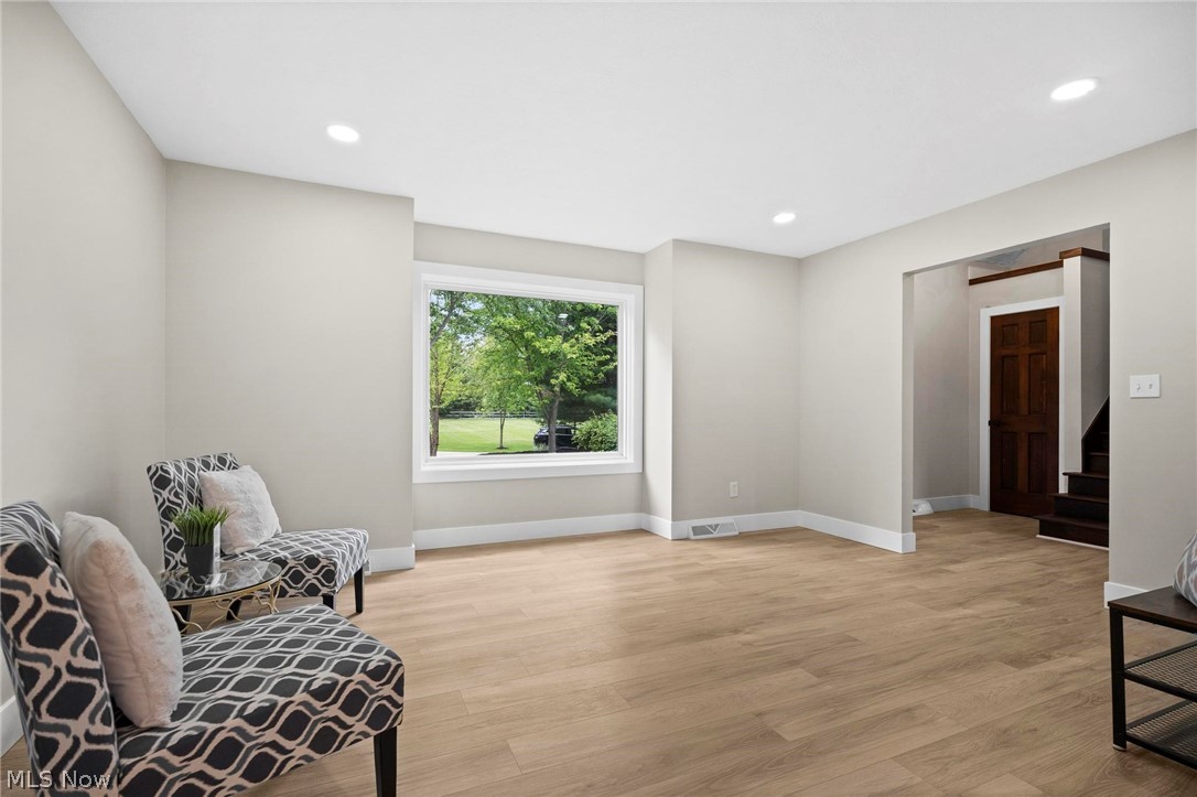 2203 South Medina Line Road Wadsworth, OH 44281 - Photo 7 of 50