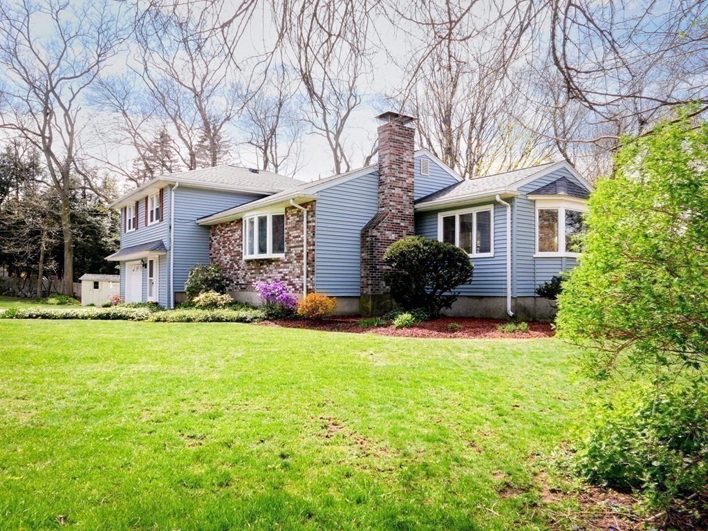 33 Lillian Road Lexington, MA 02420 - Photo 28 of 34 Gallery Image 28