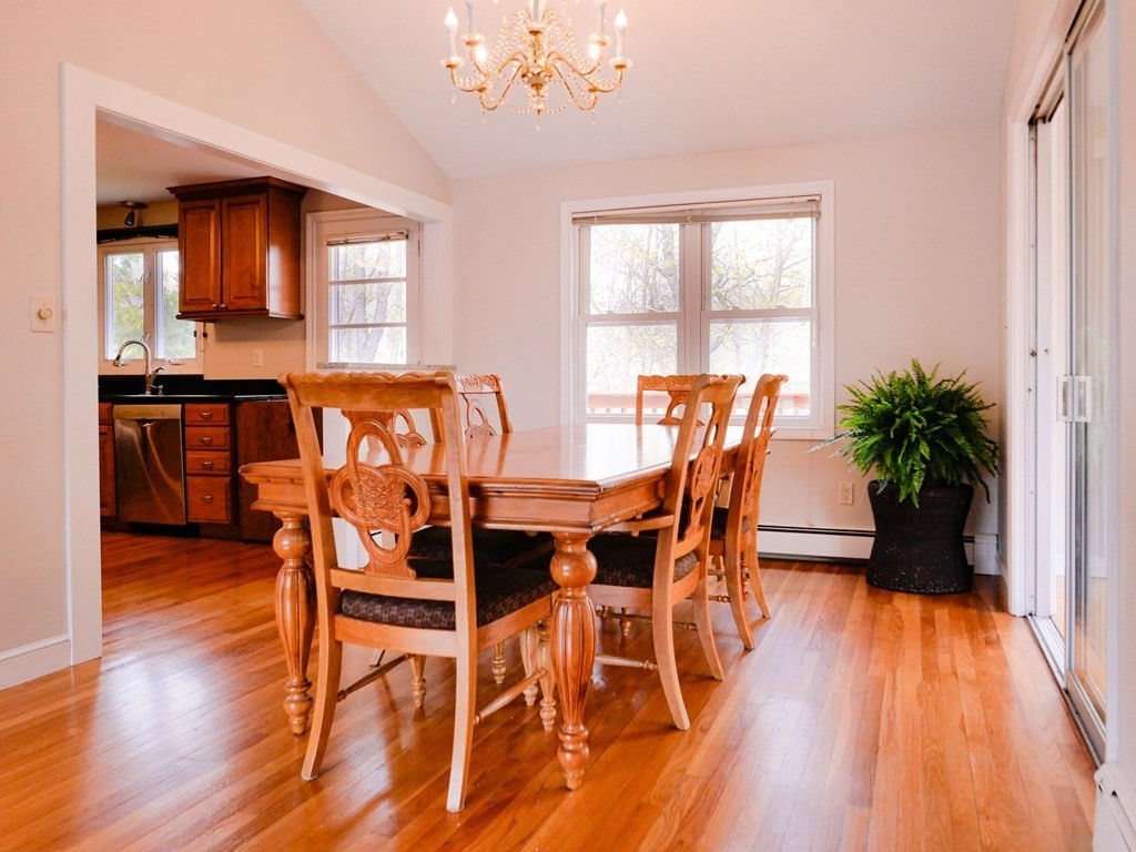33 Lillian Road Lexington, MA 02420 - Photo 9 of 34 Gallery Image 9