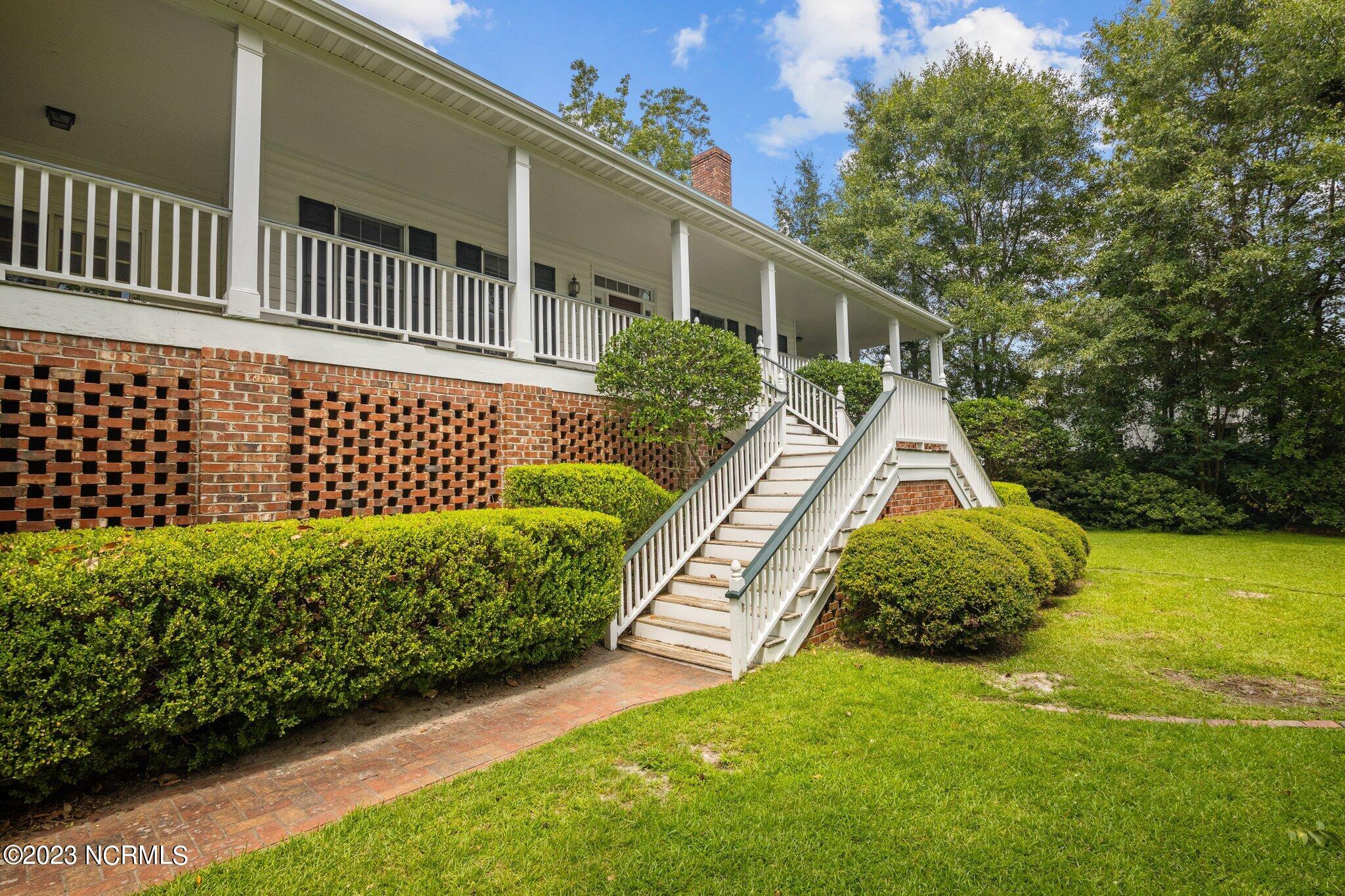 1506 Tryon Road New Bern, NC 28560 - Photo 44 of 55 44-web-or-mls-2I3A0004