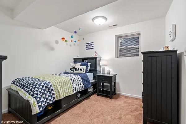 $3,500 | 2524 North Washtenaw Avenue, Unit 1F, Chicago, IL 60647