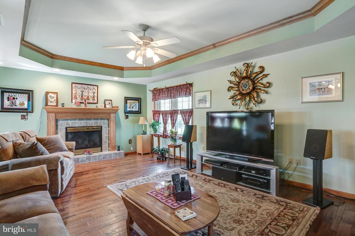654 North Strickler Road Manheim, PA 17545 - Photo 14 of 59