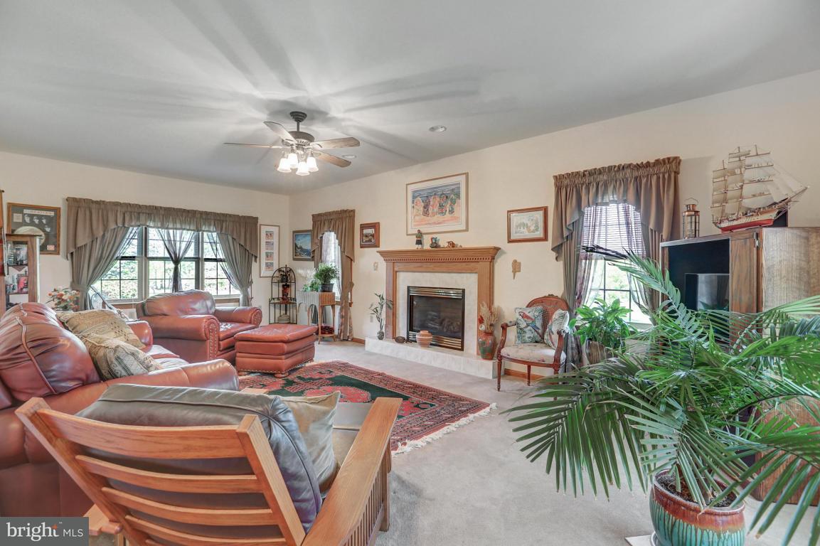 654 North Strickler Road Manheim, PA 17545 - Photo 3 of 59