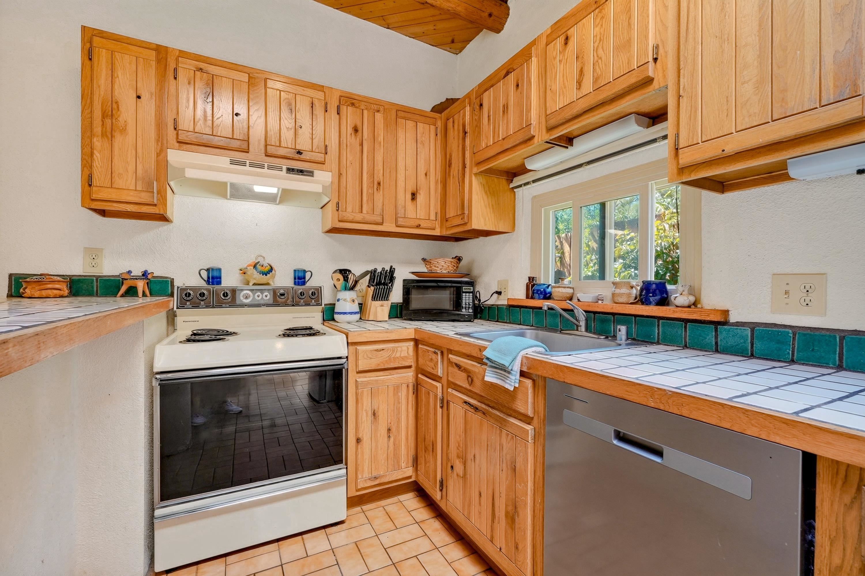 226 Kit Carson Road, Unit JUNIPER 10 Taos, NM 87571 - Photo 24 of 41 Gallery Image 24