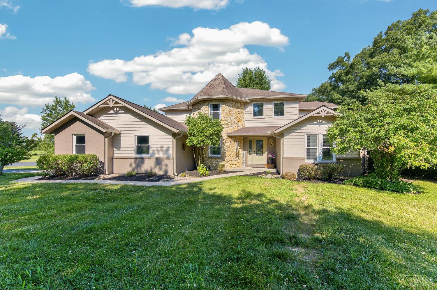 5921 Maud Hughes Road Hamilton, OH 45011 - Photo 1 of 82