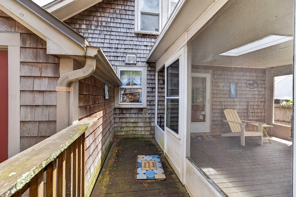34 Bridge Street Fairhaven, MA 02719 - Photo 33 of 34