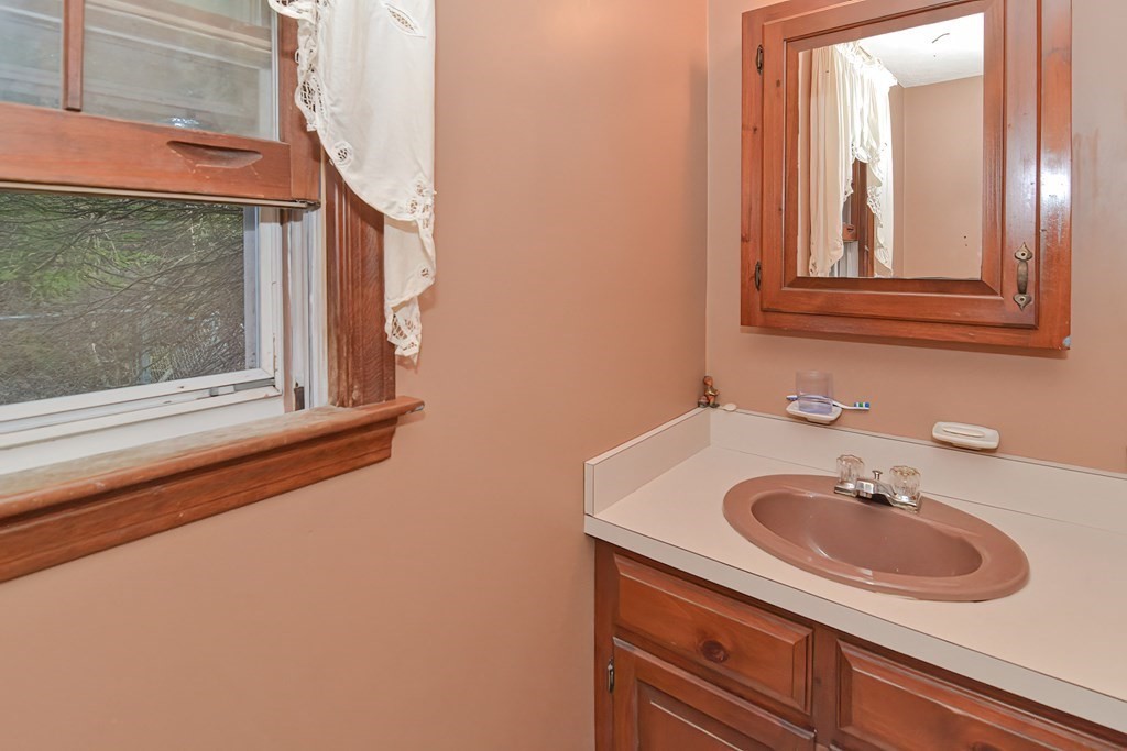 30 Christopher Hollow Road Sandwich, MA 02563 - Photo 11 of 19