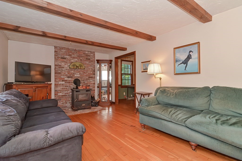 30 Christopher Hollow Road Sandwich, MA 02563 - Photo 4 of 19