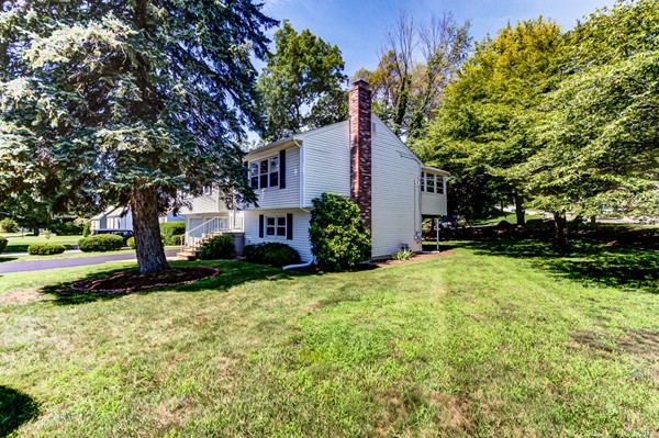 4 Northgate Road Northborough, MA 01532 - Photo 20 of 22 Gallery Image 20
