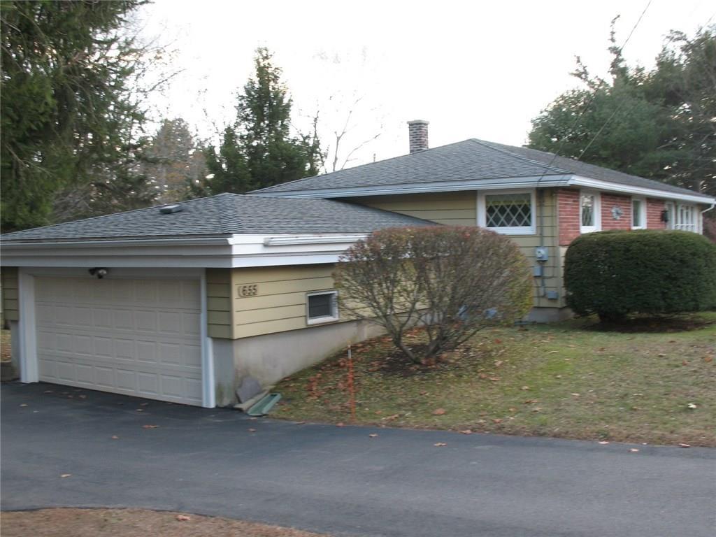 655 Alfred Street Arundel, ME 04046 - Photo 1 of 25 Photo