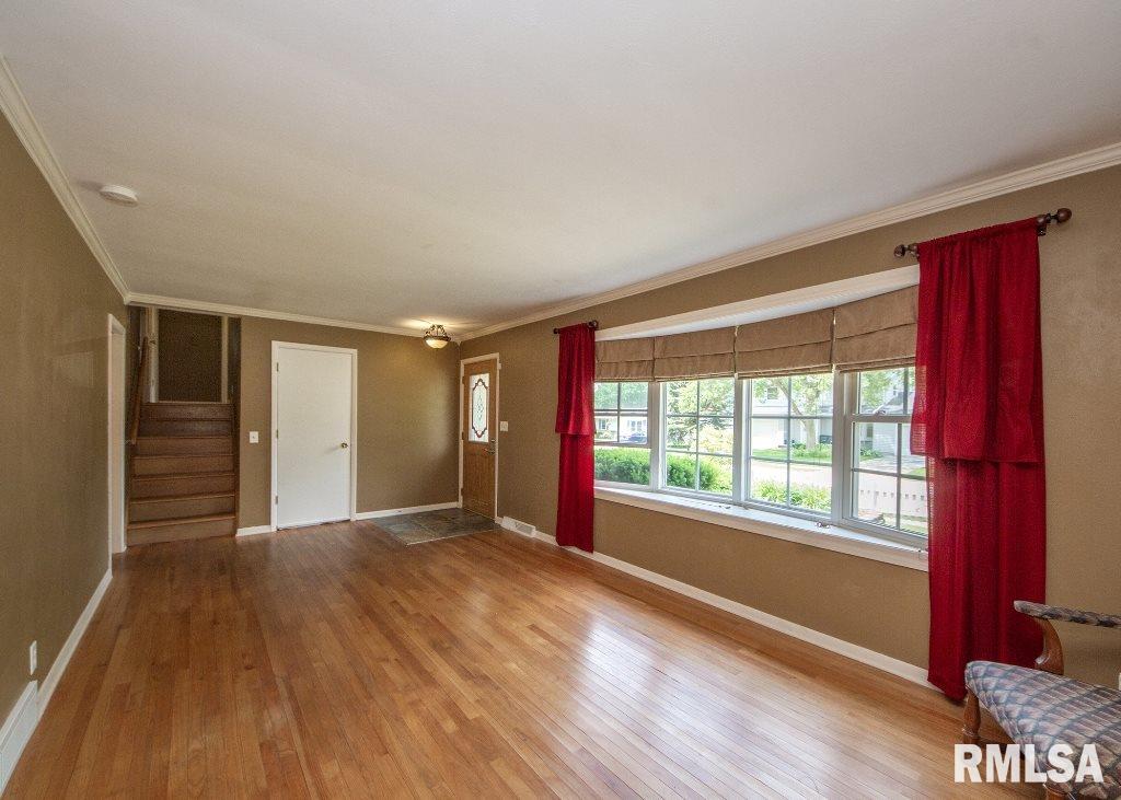 3403 Fairhaven Road Davenport, IA 52807 - Photo 8 of 24 Gallery Image 8